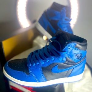 Air Jordan Retro 1 OG Dark Marina Blue